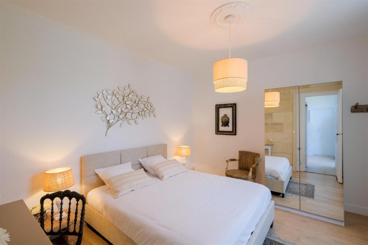 Les Suites D'Alienor-Suite Acanthe Песак Екстериор снимка