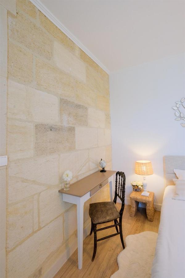 Les Suites D'Alienor-Suite Acanthe Песак Екстериор снимка