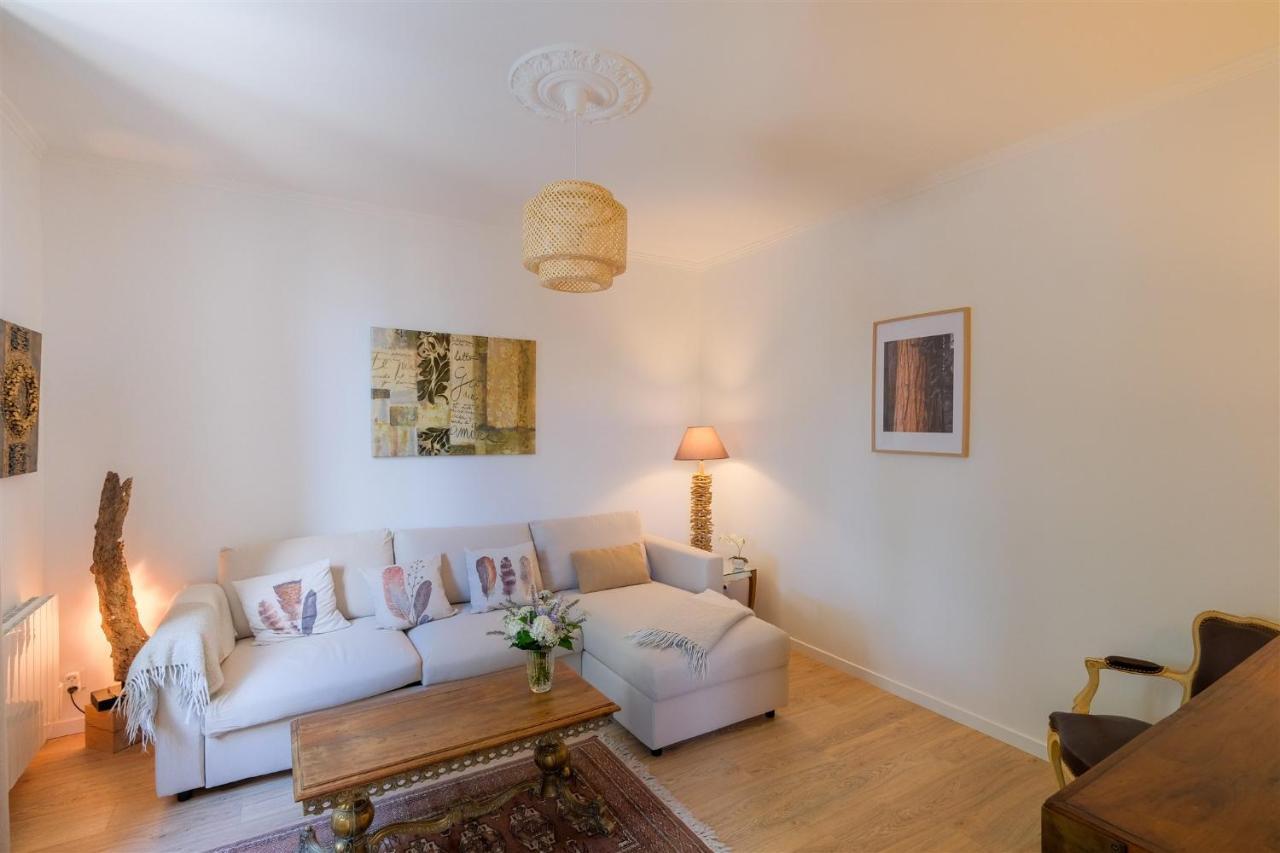Les Suites D'Alienor-Suite Acanthe Песак Екстериор снимка